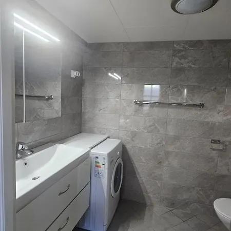Large Center Near Kilden Mall Apartamento